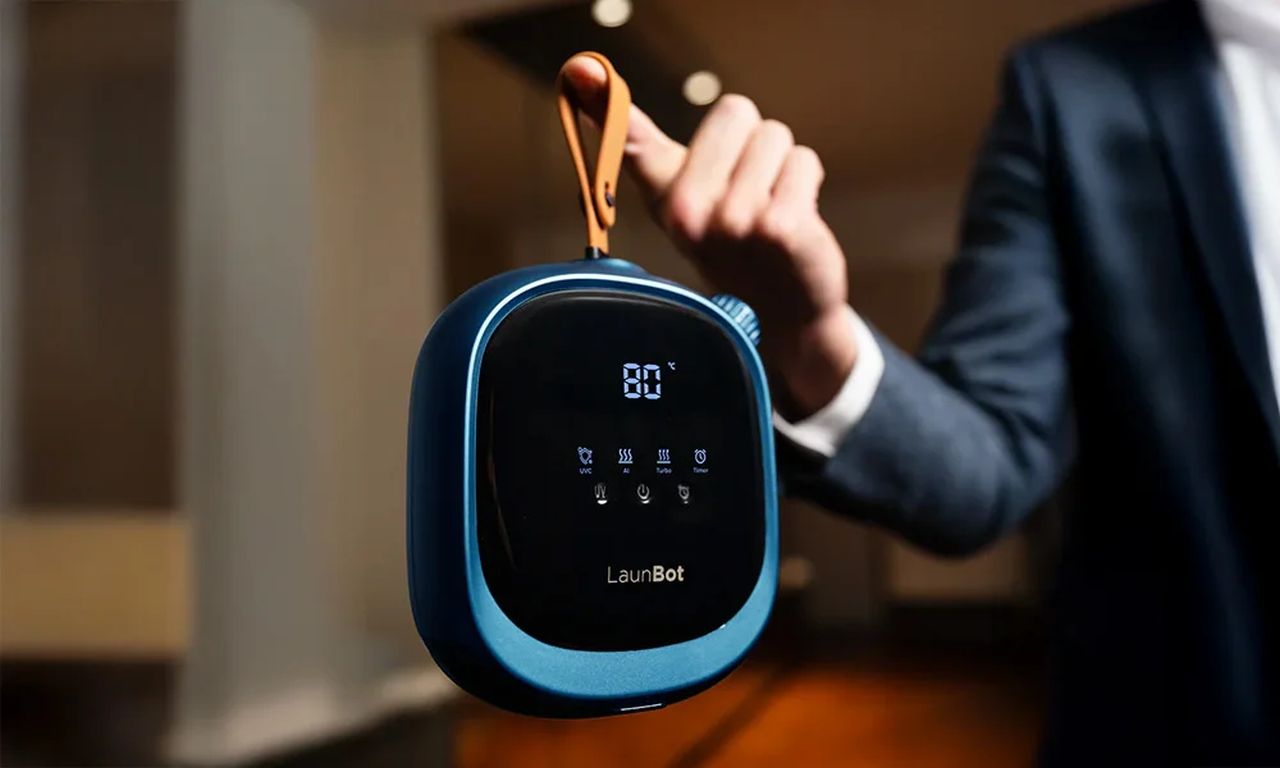 Launbot - Hang. Dry. Straight. Everyday.