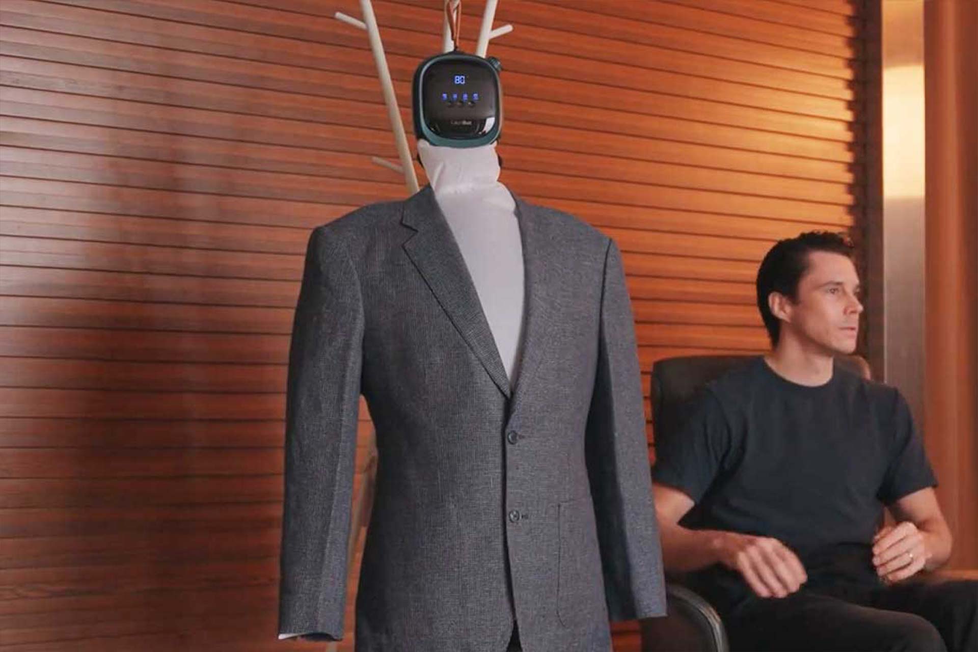 Launbot - Hang. Dry. Straight. Everyday.